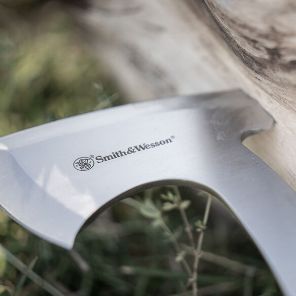 Smith & Wesson&reg; Bullseye&reg; Throwing Axes, 3-Pack